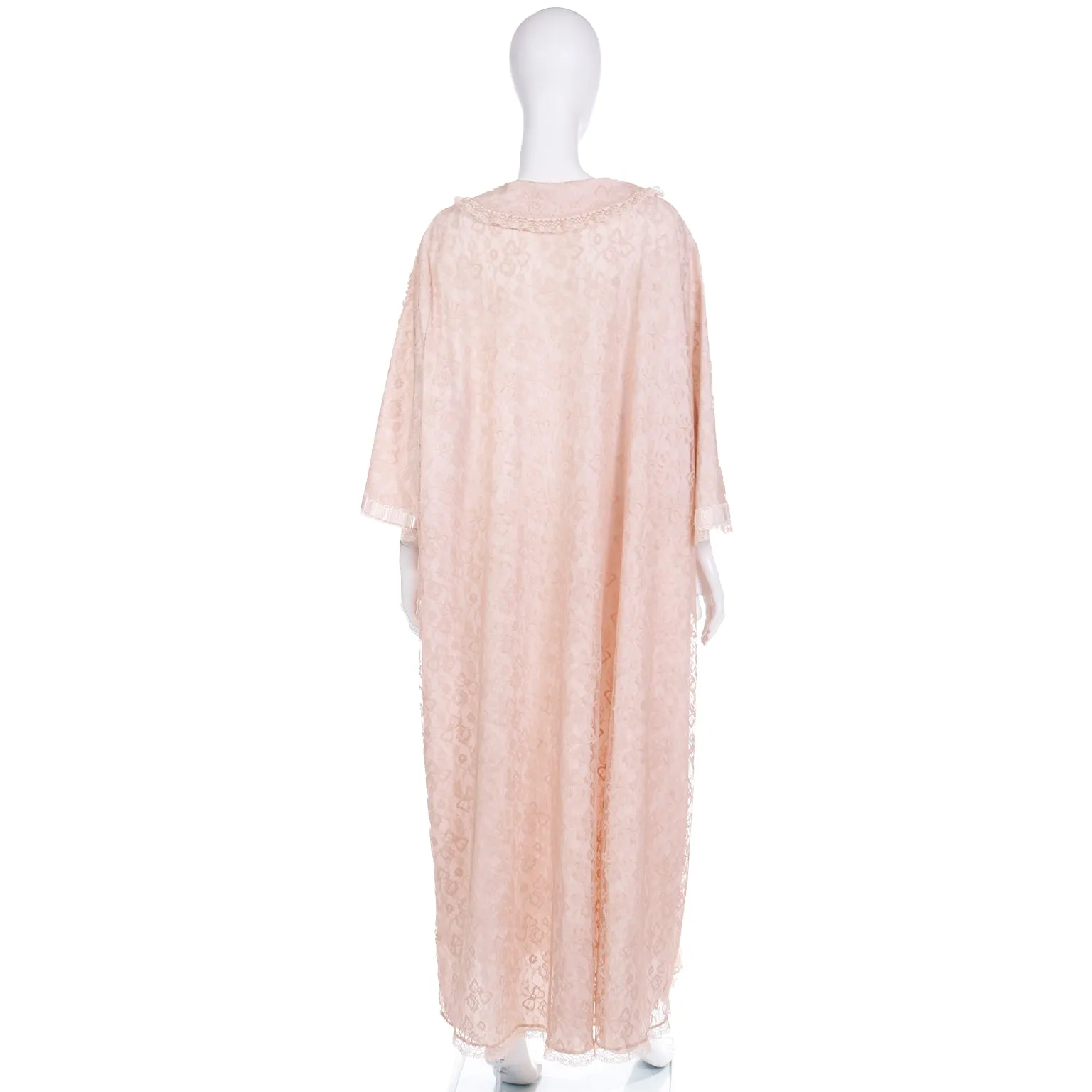 1960s Odette Barsa Vintage Blush Pink Lace Full Length Robe