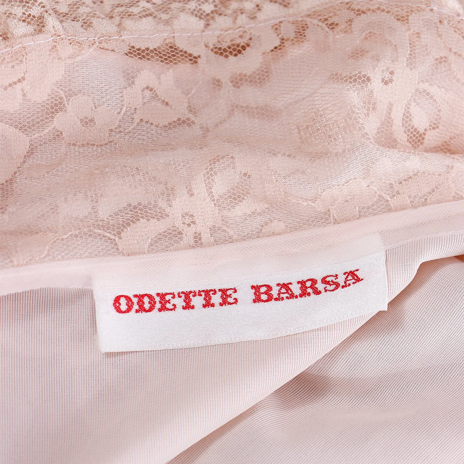 1960s Odette Barsa Vintage Blush Pink Lace Full Length Robe