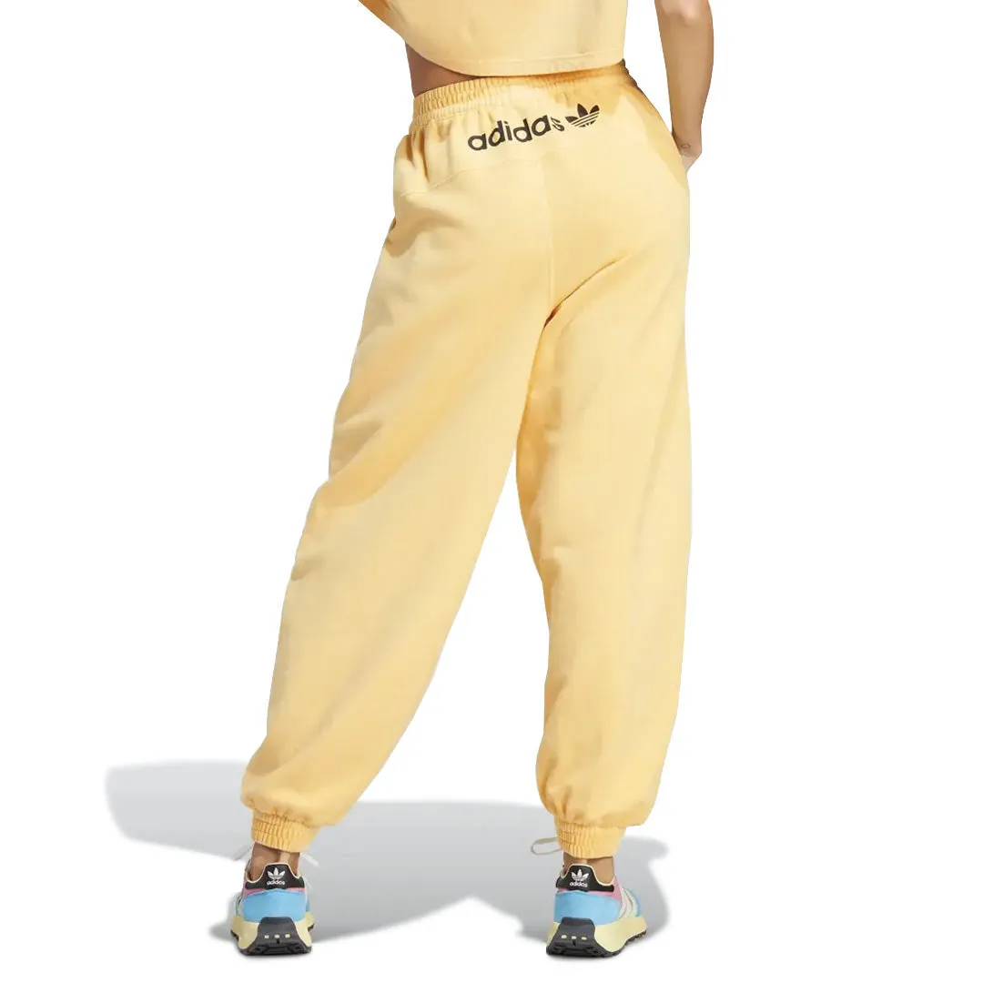 adidas - Women's Back Logo Sweatpant (IC3080)