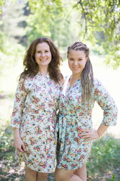 Light Blue Vintage Chic Floral Pattern Bridesmaids Robes