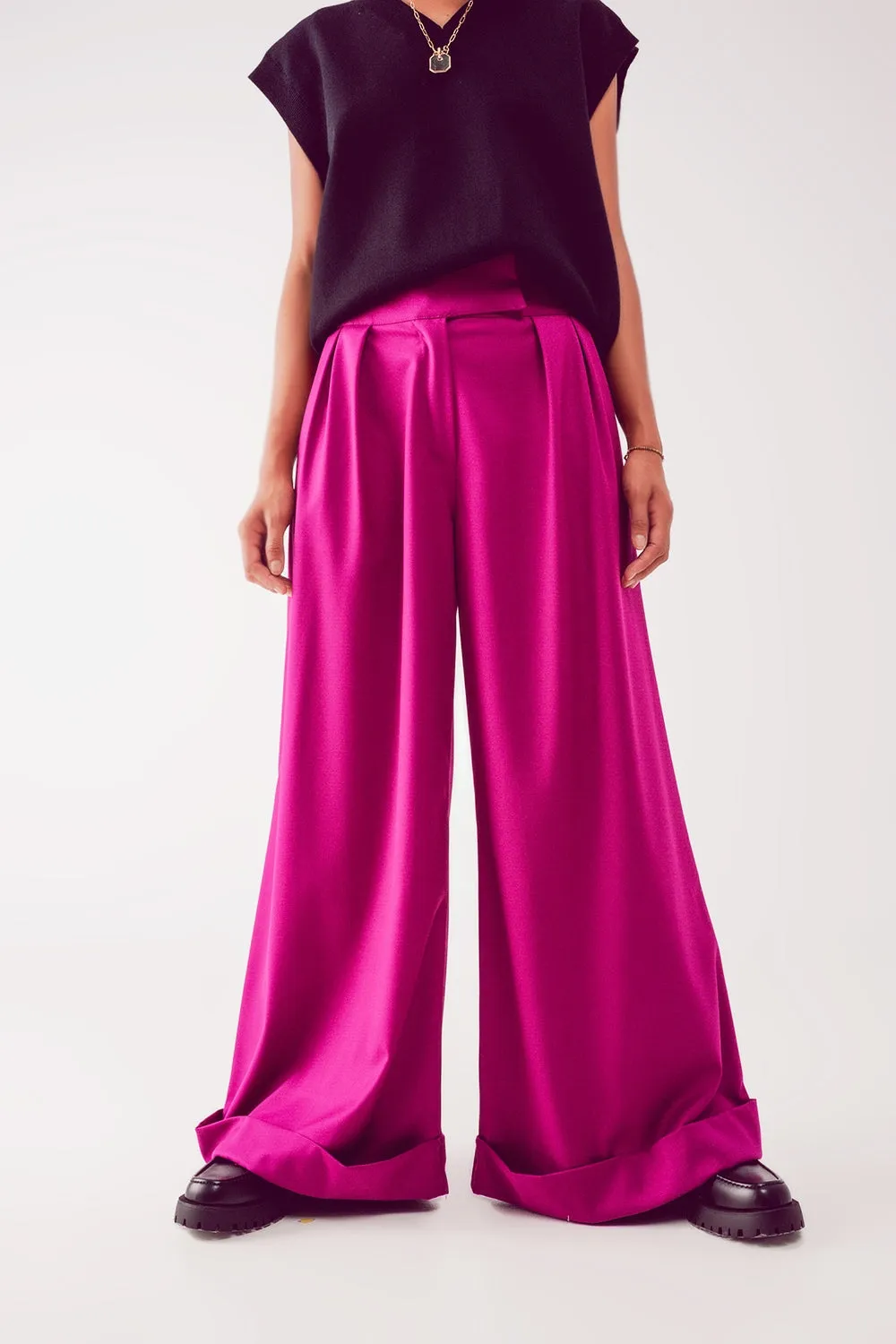 Pleated Wide Leg Pants in Fuchsia