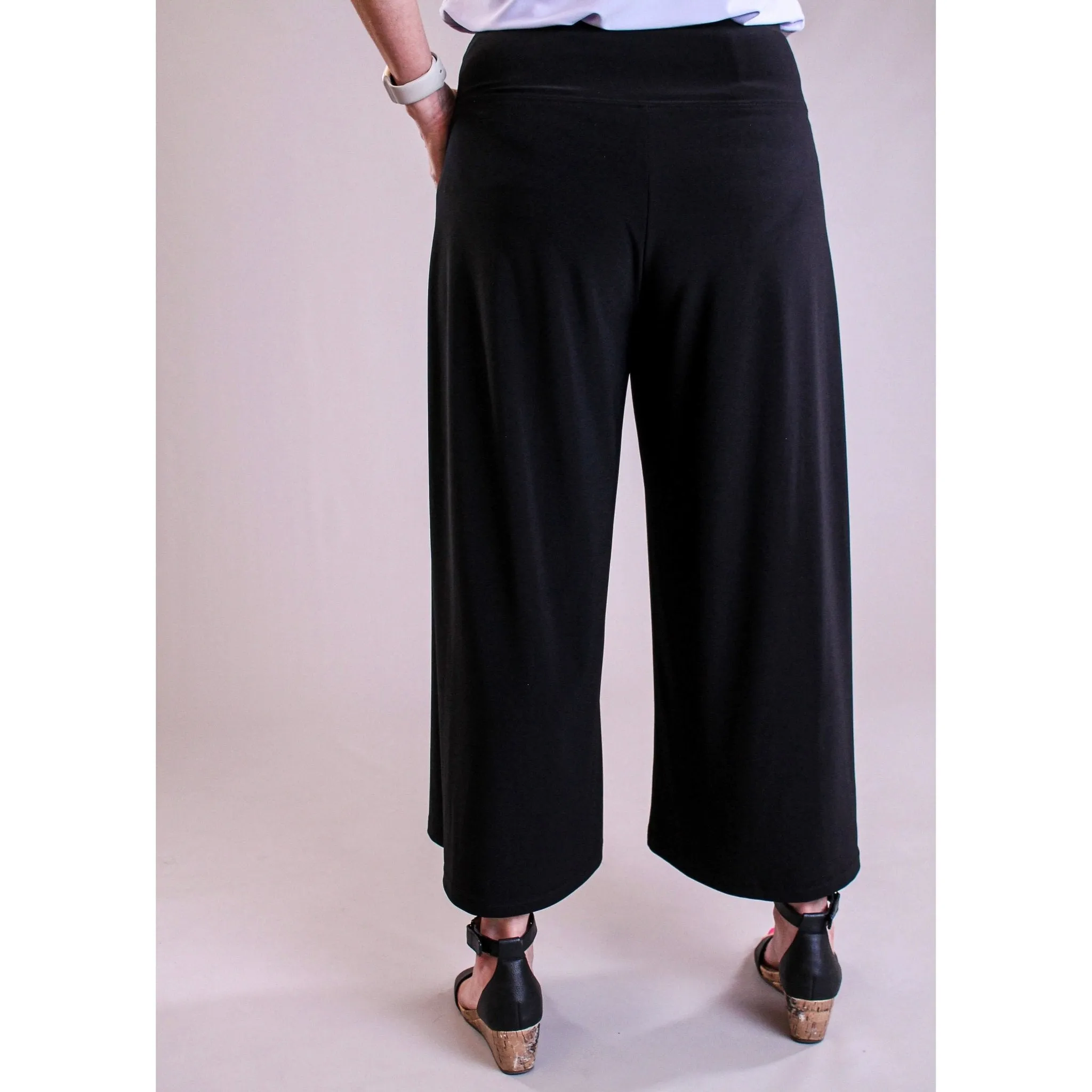 Sympli Side Slit Wide Capris