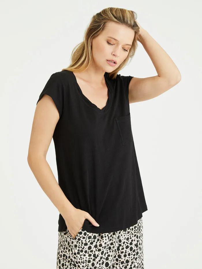 Traveler Twist Tee