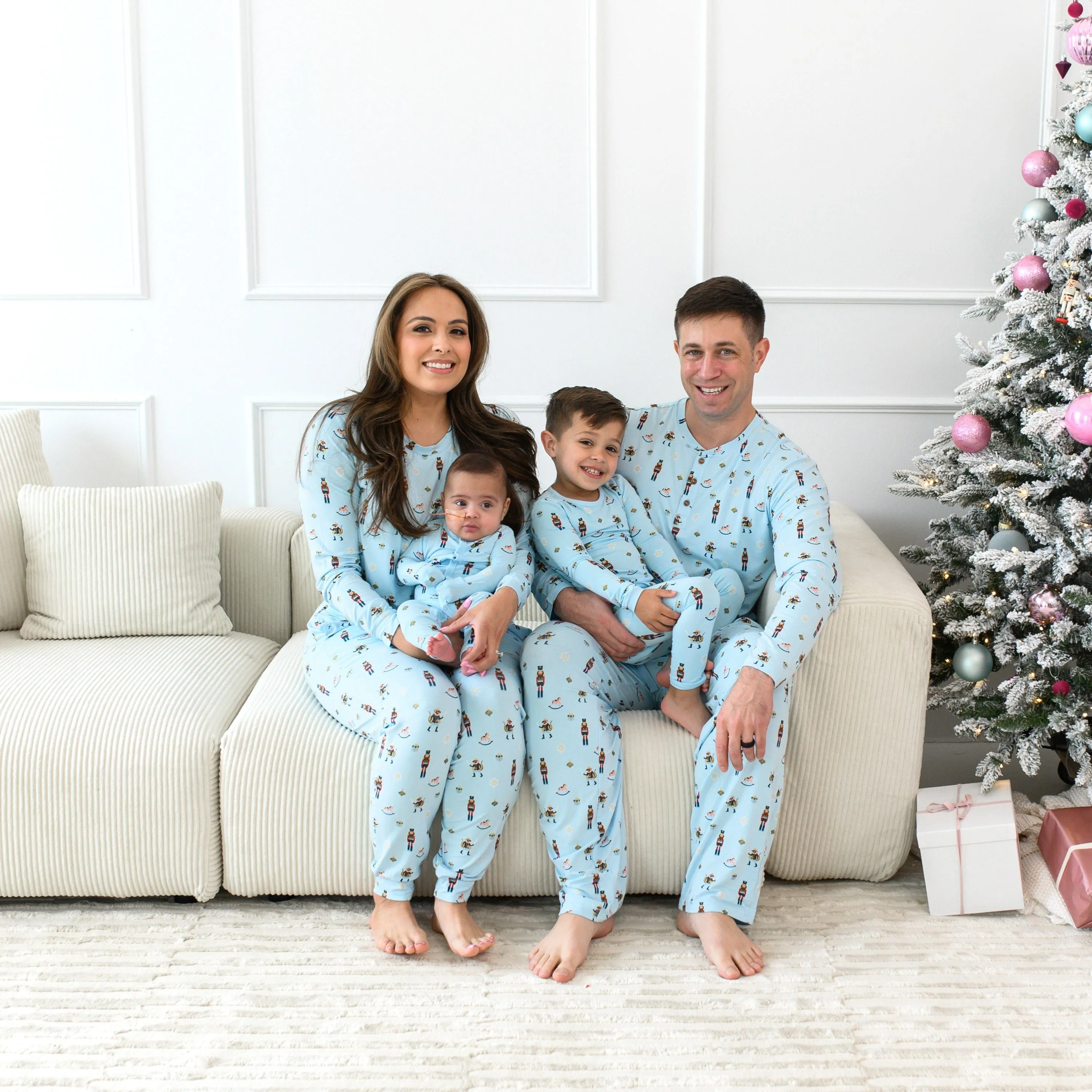 Women's Jogger Pajama Set in Nutcracker